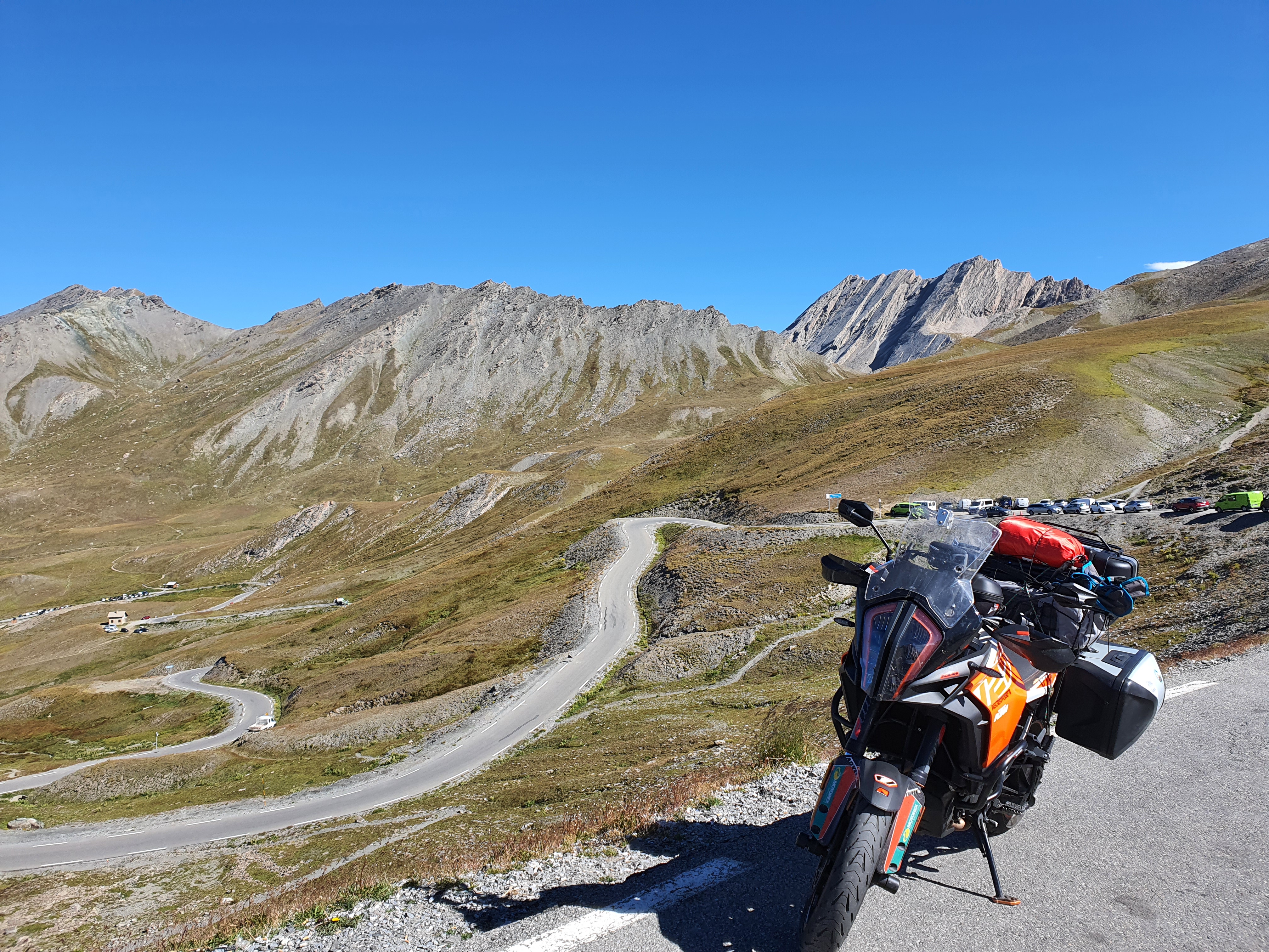 Voyages moto et aventures trail dans les Alpes